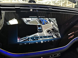 Mercedes-Benz E 220 d 4M T AMG Sport Premium Superscreen 12 navigation