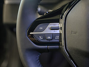 Peugeot 308 Allure HYBRID 136 e-DSC6 20 navigation