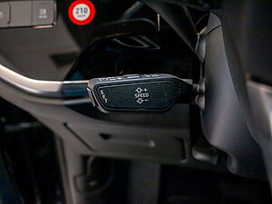 Audi Q3 S line 35 TDI quattro S tronic 20 navigation