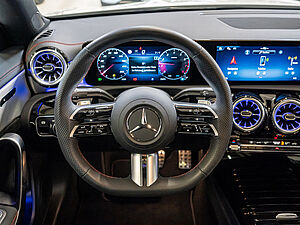 Mercedes-Benz CLA 200 Coupé AMG Sport Advanced Plus 9 navigation