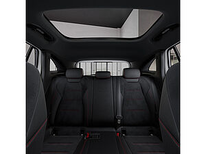 Mercedes-Benz GLA 250 4M AMG Sport Premium Plus 16 navigation