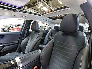 Mercedes-Benz C 300 e AMG Sport Advanced 30 navigation