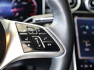 Mercedes-Benz C 180 T Avantgarde Advanced 17 navigation