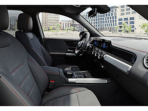 Mercedes-Benz EQB 300 4MATIC 8 navigation