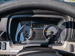 Fuso Canter 6S15 Jotha Absetzkipper 12 navigation