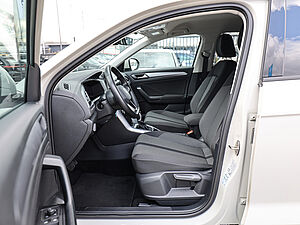 Volkswagen T-Roc Life 1.5 l TSI DSG 11 navigation