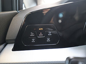 Volkswagen Golf VIII Goal 1,5 l TSI 30 navigation