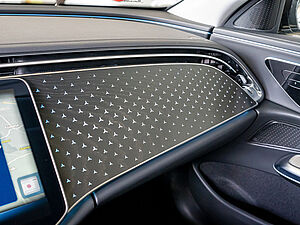 Mercedes-Benz E 300 e T Avantgarde Advanced Plus 12 navigation