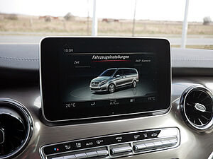 Mercedes-Benz V 300 d 4M Exclusive Edition Lang AMG 31 navigation