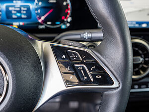 Mercedes-Benz GLB 250 4M Progressive Advanced 14 navigation