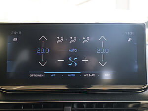 Peugeot 5008 Allure BlueHDi 130EAT8 AHK 11 navigation