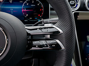 Mercedes-Benz C 220 d T AMG Line 13 navigation