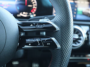 Mercedes-Benz CLA 250 e AMG Line 22 navigation