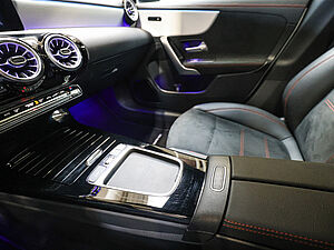 Mercedes-Benz CLA 250 SB 4M AMG Sport Premium 17 navigation
