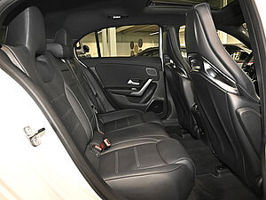 Mercedes-Benz A 45 AMG S 4M+ 5 navigation