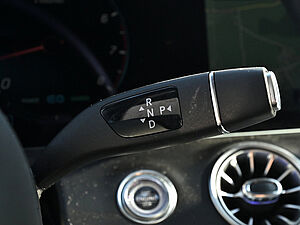 Mercedes-Benz E 300 Coupé AMG Line 19 navigation