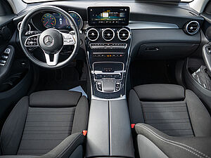 Mercedes-Benz GLC 300 de 4M 8 navigation