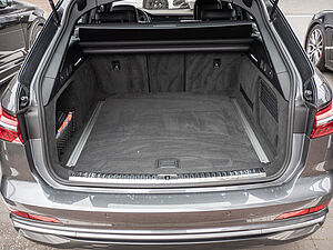 Audi A6 Avant 40 TDI quattro S line 27 navigation