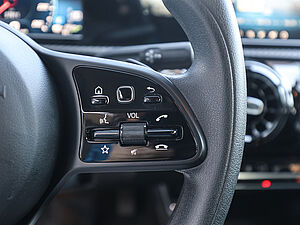 Mercedes-Benz A 250 e 20 navigation