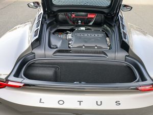 Lotus Emira V6 First Edition NEU ohne Zulassung COC 32 navigation