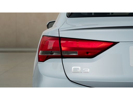  Q3 Sportback S line 35 TDI q ACC LED NAVI SHZ 14