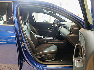 Mercedes-Benz A 220 4M AMG Sport Advanced Plus 2 navigation