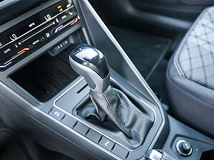 Volkswagen Taigo R-Line 1,5 l TSI 15 navigation