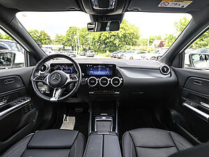 Mercedes-Benz GLA 250 e Progressive Advanced 8 navigation