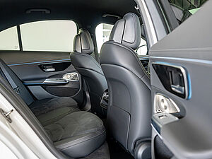 Mercedes-Benz E 200 4M AMG Sport Advanced Superscreen 4 navigation
