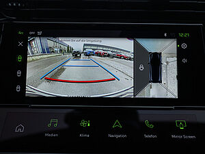Peugeot 308 GT HYBRID 136 e-DSC6 15 navigation