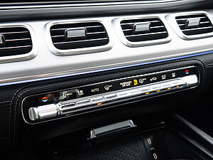 Mercedes-Benz GLE 450 4M AMG Line 16 navigation