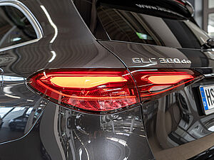 Mercedes-Benz GLC 300 de 4M AMG Sport Advanced Plus 30 navigation