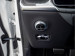 Mercedes-Benz GLC 300 4M AMG Sport Premium 18 navigation