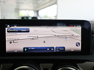 Mercedes-Benz A 220 4M Limo Progressive Advanced 11 navigation