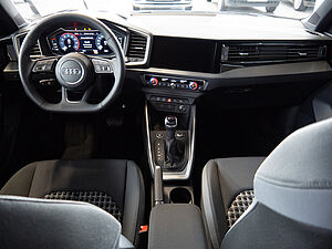 Audi A1 Sportback S line 30 TFSI 8 navigation