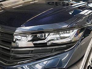 Volkswagen Touareg R-Line 3.0 TDI 4M 38 navigation