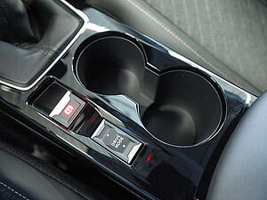 Peugeot 208 Neuer Allure PureTech 100 18 navigation