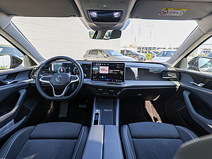 Volkswagen Passat Variant Business 1,5 l eTSI DSG 8 navigation