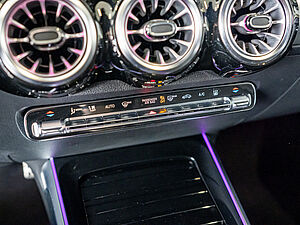 Mercedes-Benz EQB 300 4M AMG Sport Advanced Plus 12 navigation