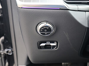Mercedes-Benz GLC 220 GLC 220d 4Matic Edition AMG Line 28 navigation