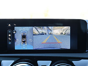 Mercedes-Benz CLA 200 Coupé AMG Line 13 navigation