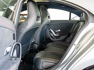 Mercedes-Benz CLA 200 d Coupé AMG Sport Premium 4 navigation