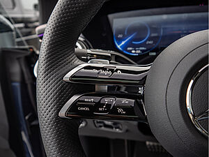 Mercedes-Benz EQE 500 4M AMG Sport Premium Hyper 17 navigation