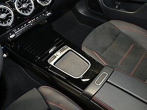 Mercedes-Benz CLA 250 4M Coupé AMG Sport Advanced Plus 14 navigation
