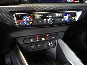 Audi A1 Sportback S line 30 TFSI 14 navigation