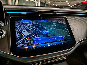 Mercedes-Benz E 300 T de 4M AMG Line 11 navigation