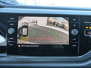 Volkswagen Taigo R-Line 1,5 l TSI 13 navigation