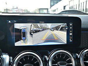 Mercedes-Benz GLB 35 AMG 4M 12 navigation