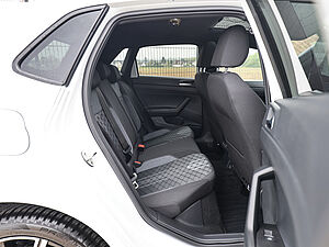 Volkswagen Polo R-Line 1.0 TSI DSG 4 navigation