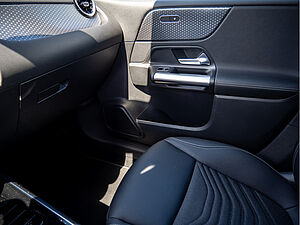 Mercedes-Benz B 180 Progressive Advanced 14 navigation